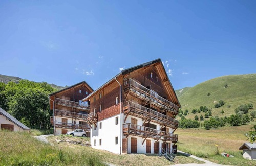 Saint-Sorlin-d'Arves Apartment | Les Marmottes N°42 - 3P6