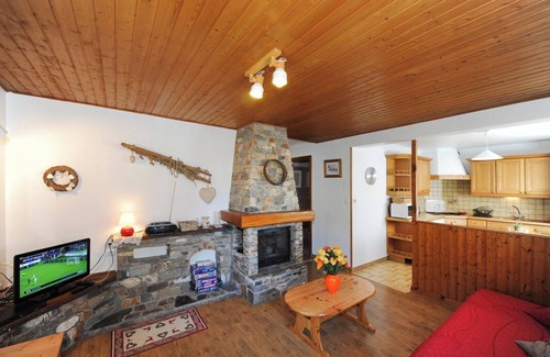 Le Bettaix Apartment | Les Menuires (Le Lavassay) - Apartment Chamois