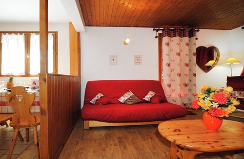 Le Bettaix Apartment | Les Menuires (Le Lavassay) - Apartment Chamois