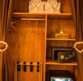 Courchevel Hotel | Les Monts Charvin