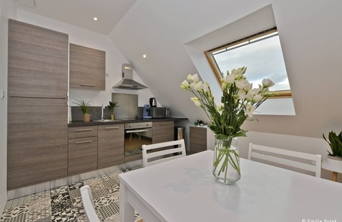 Saint-Quentin House | Les Nuits Pastel