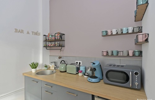 Saint-Quentin House | Les Nuits Pastel