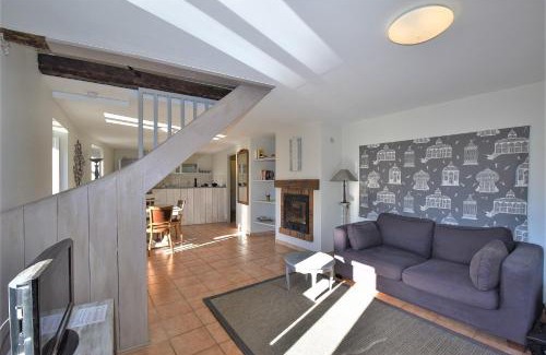 Belcastel House | Les Oiseaux De Belcastel, family house