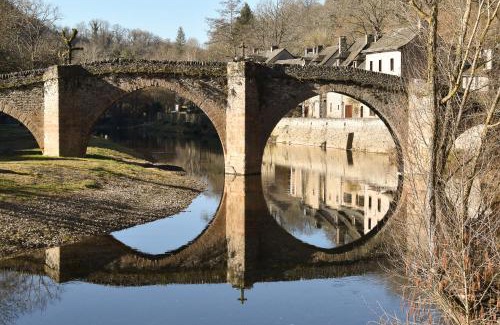 Belcastel House | Les Oiseaux De Belcastel, family house