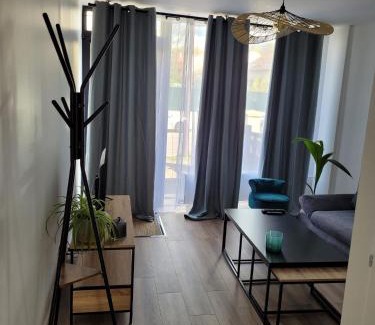 Plantieres Queuleu Apartment | Les oursins-appartement 3pièces, 4 couchages et parking gratuit