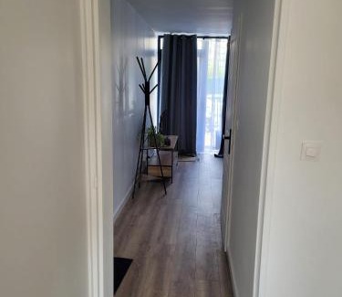 Plantieres Queuleu Apartment | Les oursins-appartement 3pièces, 4 couchages et parking gratuit