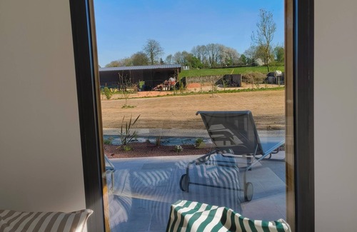 Biville-la-Baignarde House | LES PATICHERES - The stable