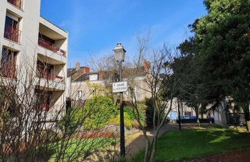 Downtown Angers Apartment | Les Petites Fontaines au cœur de la Doutre