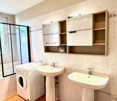 La Celle-sous-Gouzon Apartment | Les Platanes La Baule