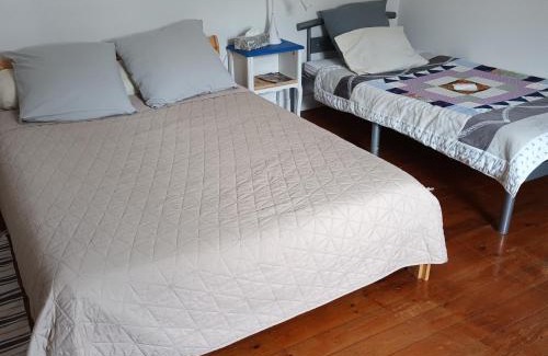 Petit-Couronne Bed & Breakfast | Les Pommerets