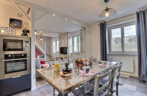 Marcille-Raoul House | Les Pots Bleus - Marcille Raoul