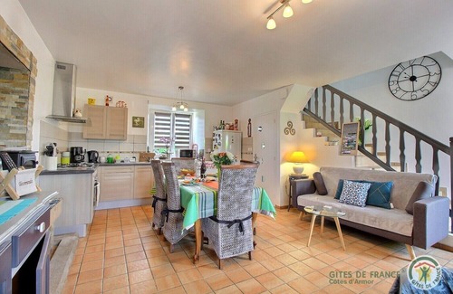 Quessoy House | Les Rainettes - Quessoy