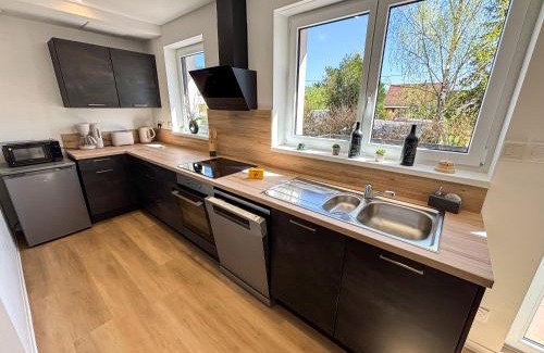 Thanville Apartment | Les Reflets du Château - Parking Gratuit - Cosy & Moderne - Route des vins