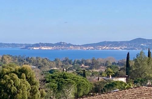 Les Restanques Apartment | Les Restanques coquelicot vue mer