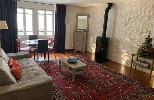 Annecy Old Town Apartment | Les Rêveries-beautiful apartment in the heart of the historic center