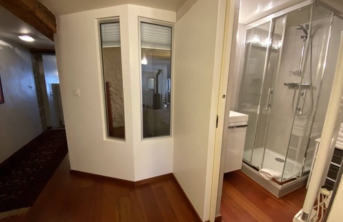 Annecy Old Town Apartment | Les Rêveries-beautiful apartment in the heart of the historic center