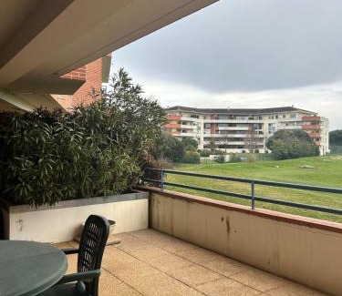 Seilh Apartment | Les Rives du Golf parking privé