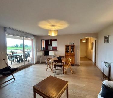 Seilh Apartment | Les Rives du Golf parking privé