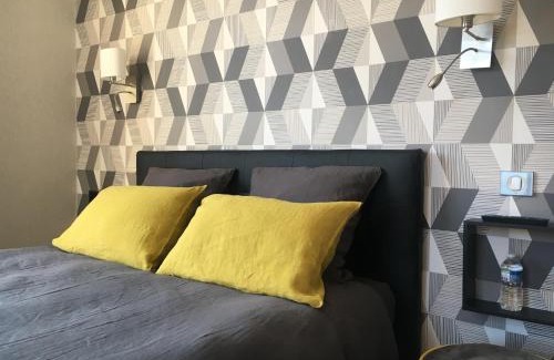 Uzerche Bed & Breakfast | Les Roches Bleues