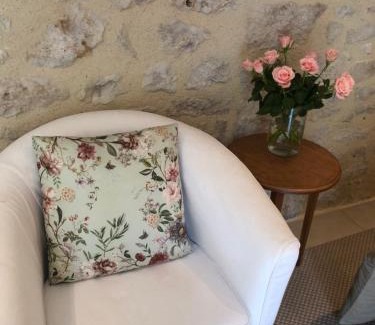 Vire-sur-Lot Apartment | Les Suites de Marie-Lot