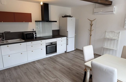 Prehy House | Les Temps Perdus