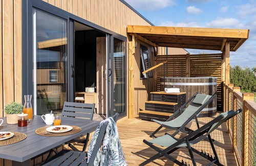 Plouhinec Cottage | Les terrasses de Kersiny - 2 bedroom cottage with sea view and private SPA