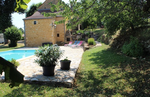 Cenac-et-Saint-Julien House | Les Teyssiers, old stone house with swimming pool