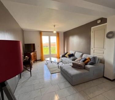 Omecourt House | Les tourterelles