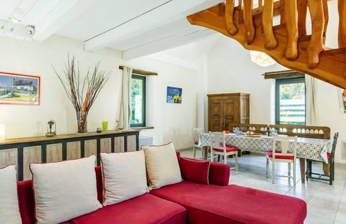 Elliant House | Les Trois Baudets by Interhome