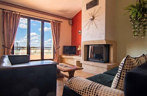 Tavernes House | Les Velours by Interhome