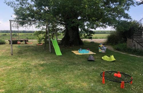 Oyre House | Les Vieux Chênes