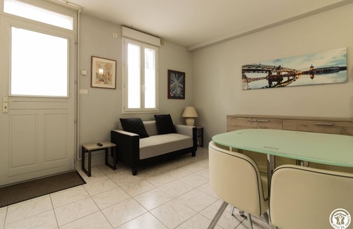 Toulouse North Apartment | Les Violettes - Toulouse
