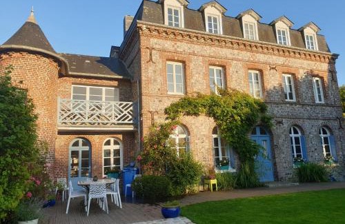 Veules-les-Roses House | Les Volets Bleus de Veules Les Roses