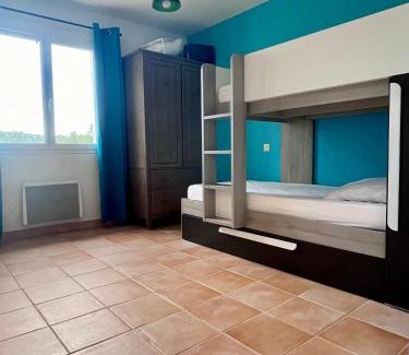 Vinezac House | les voyageur