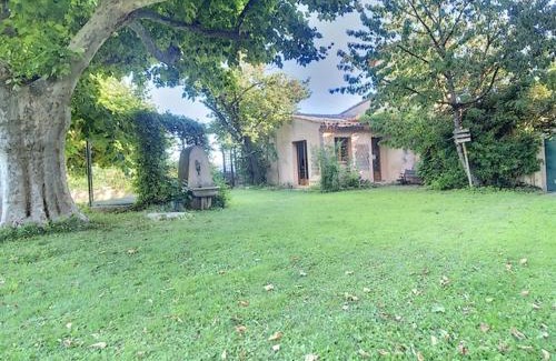 Aix-en-Provence Bed & Breakfast | LesArnauds