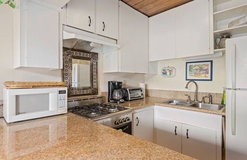 Carpinteria Apartment | Less than 1 block from the beach!
