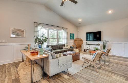 Tranquil Harbour House | Less Than 1 Mi to Beach Home with Pool in Oak Island!