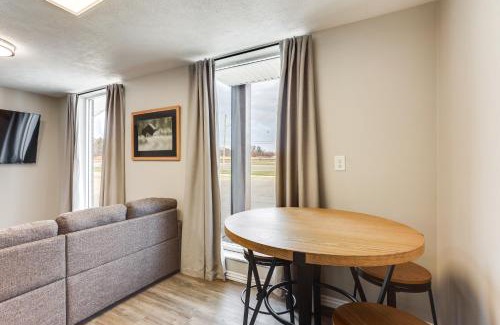 Oakland City Apartment | Less Than 1 Mi to Oakland City University Cozy Apartment