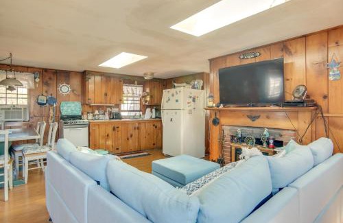 Dennis Port House | Less Than 1 Mi to Sea Street Beach Dennis Port Home!