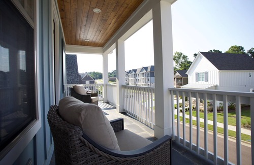 Oxford Cottage | Less than 1 Mile to the Square! Outdoor Fireplace & Grill + 2 King Suites!
