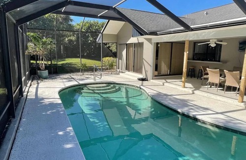 Vero Beach House | Less than 200 Steps to Vero Beach from your front door