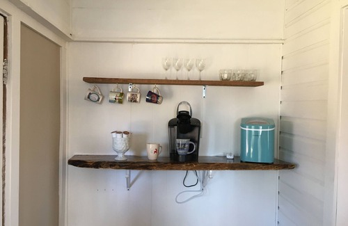 Jordan Cottage | Less than 3 miles to JordanBeach/Marina