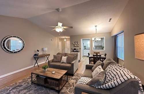 Winston - Salem House | Less than 3 Miles from Wake Forest University, Baptist and Forsyth Hospitals