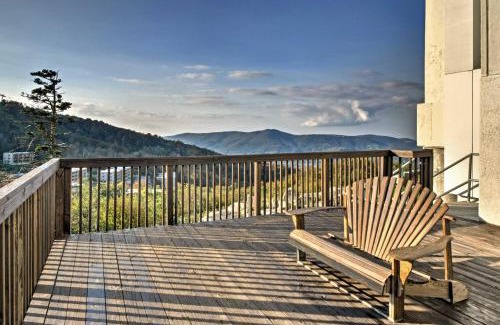 Sugar Mountain Apartment | Less Than 4 Mi to Sugar Mountain Resort Condo with Balcony