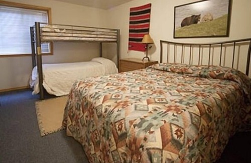 Gardiner Apartment | Less than .5 Mile to Roosevelt Arch, Central Location