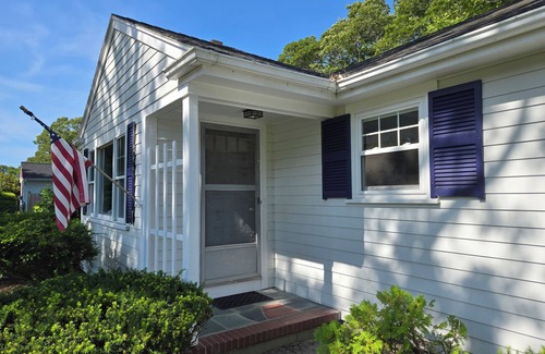 Hyannis Port House | Less than a mile to Keys Beach Hyannis. Beach Pass Provided.