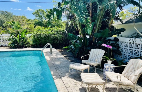 Vero Beach House | Less10 Min Beach>Private Pool>Grill>1940's Coastal home>walk Historic Dodgertown