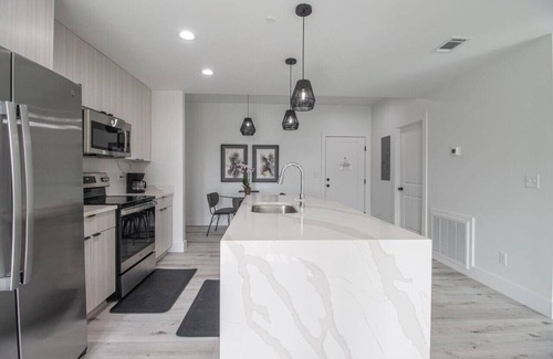 Gulfport Apartment | Let's Go Swimming! 1Bedroom Private Condo!