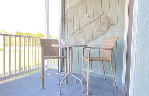 Rehoboth Beach Condo | Let the fun begin 🏖🏊‍♀️😁 Located between both beaches