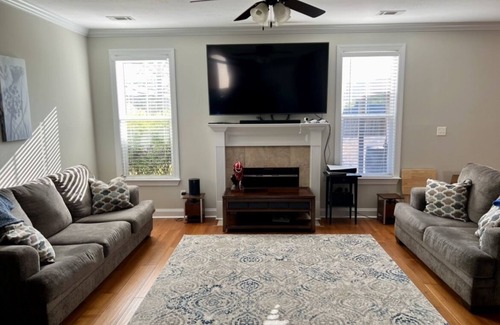 Evans House | Let us welcome you to our beautiful 4 br/4.5ba home FORE Masters week! ⛳️